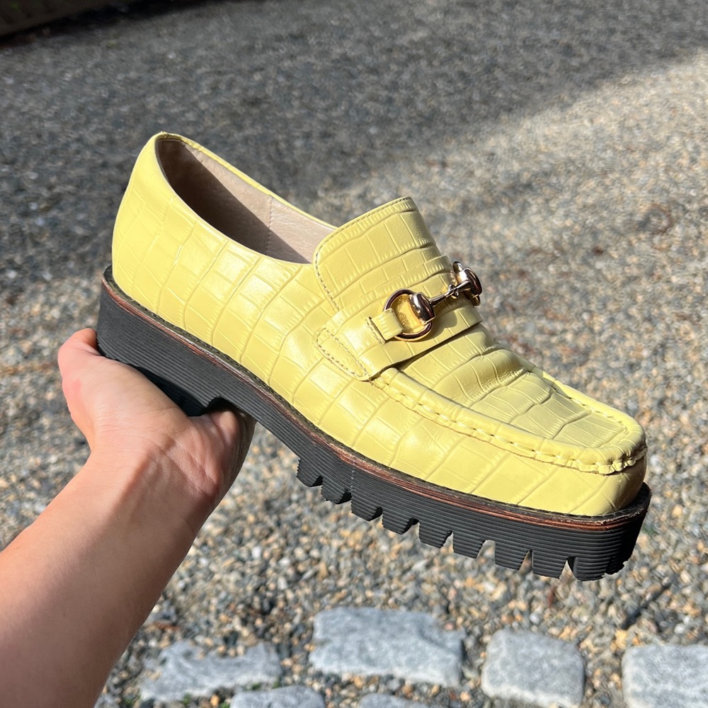 INTENTIONALLY BLANK Yellow lug sole Loafers